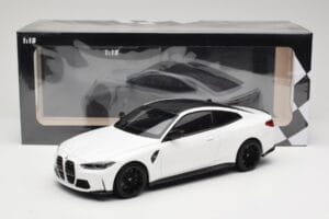 BMW M4 G82 White Minichamps 1:18 155020122 Diecast - image 6 of 6
