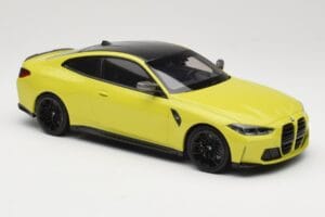 BMW M4 G82 Yellow Minichamps 1:18 155020120 Diecast - image 4 of 6