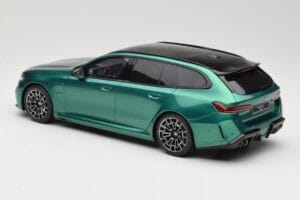 BMW M5 G99 Competition Touring Isle of Man Green GT Spirit 1:18 GT509 Resin - image 5 of 6
