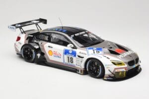 BMW M6 GT3 F13 #18 Schubert Motorsport A. Farfus / J. Krohn 24h Nurburgring 2016 Minichamps 1:18 155162618 Diecast - image 4 of 6