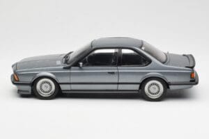 BMW M635 CSi E24 Shadow Line Delphin Metallic AUTOart 1:18 70529 Diecast - image 4 of 8