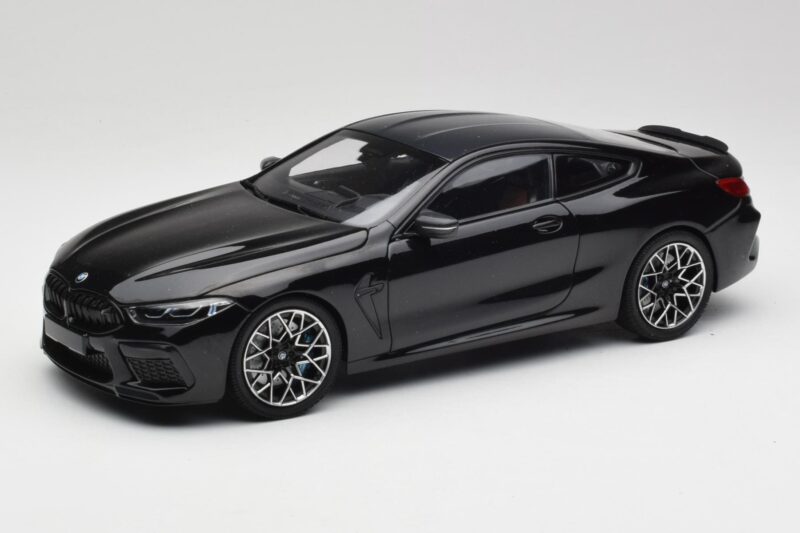 BMW M8 F92 Black Sapphire Minichamps 1:18 BMW M8 F92 Black Sapphire Minichamps 1:18 110029021 Diecast