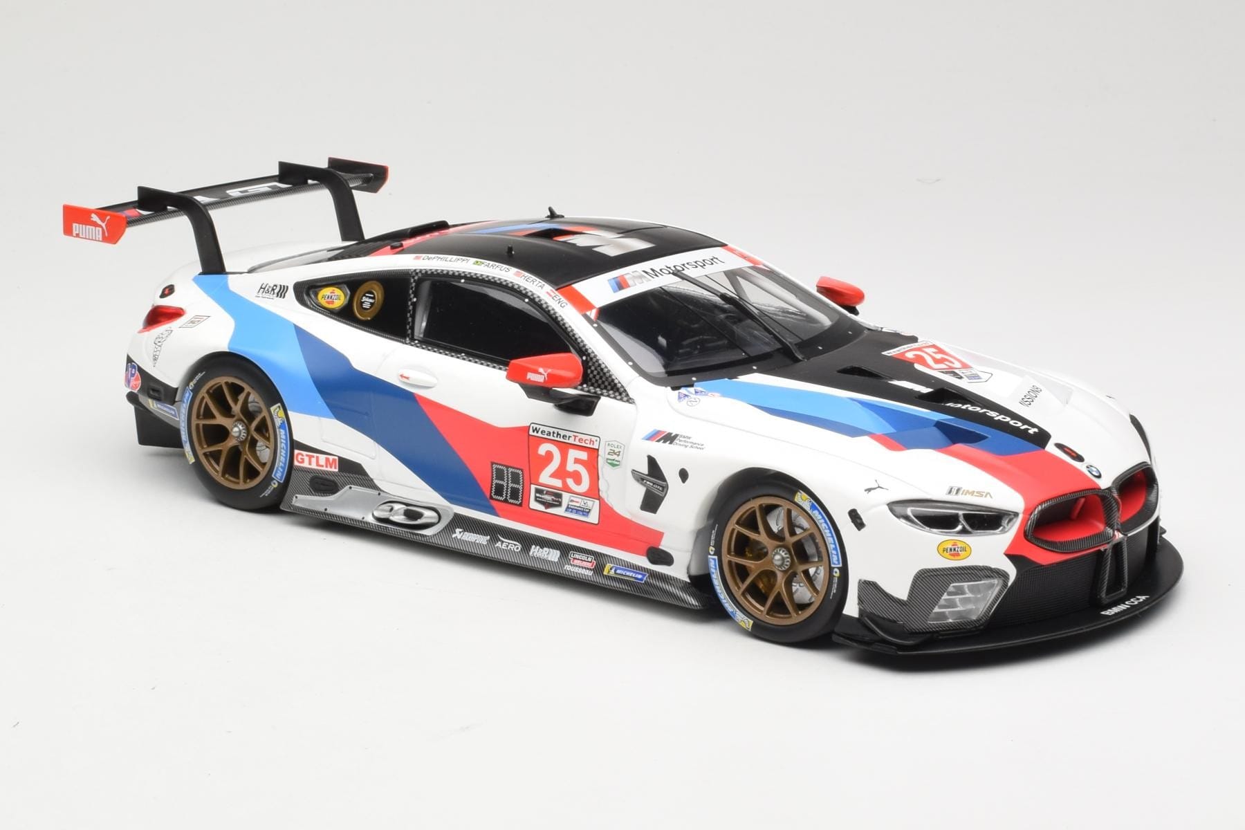 Minichamps BMW M8 GTE RLL 1:18 Daytona 2019 Winner