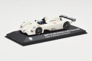 BMW V12 LMR LMP1 #43 B. Auberlen / M. Gounon 24 Hours of Le Mans 2000 Minichamps 1:43 80420018216 Diecast - image 2 of 4