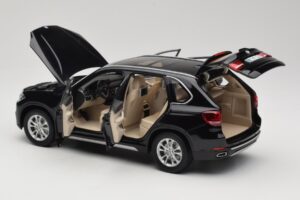 BMW X5 E70 Sapphire Black Paragon 1:18 PA-97071 Diecast - image 5 of 8