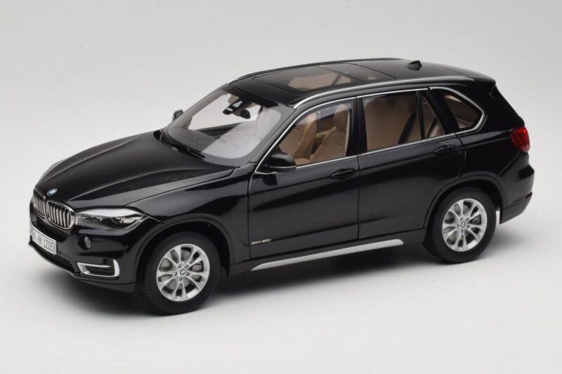 BMW X5 E70 Sapphire Black Paragon 1:18 PA-97071 Diecast
