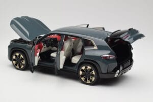 BMW XM G09 Isle of Man Green Minichamps 1:18 110023300 Diecast - image 5 of 8