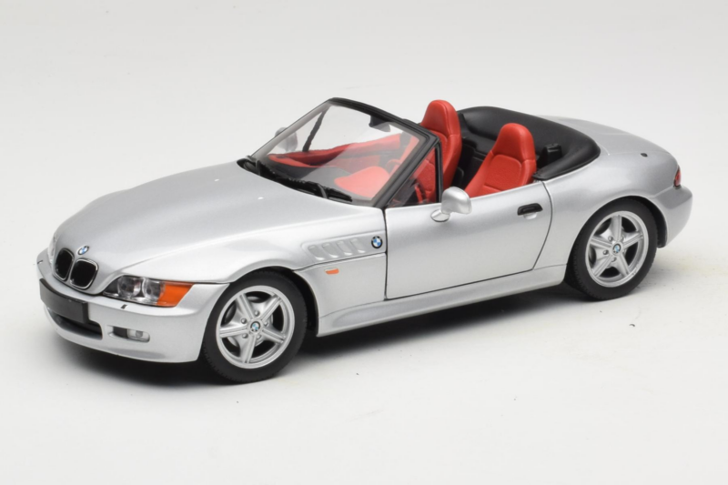 BMW Z3 Cabriolet Silver UT Models 1:18 20402 Diecast