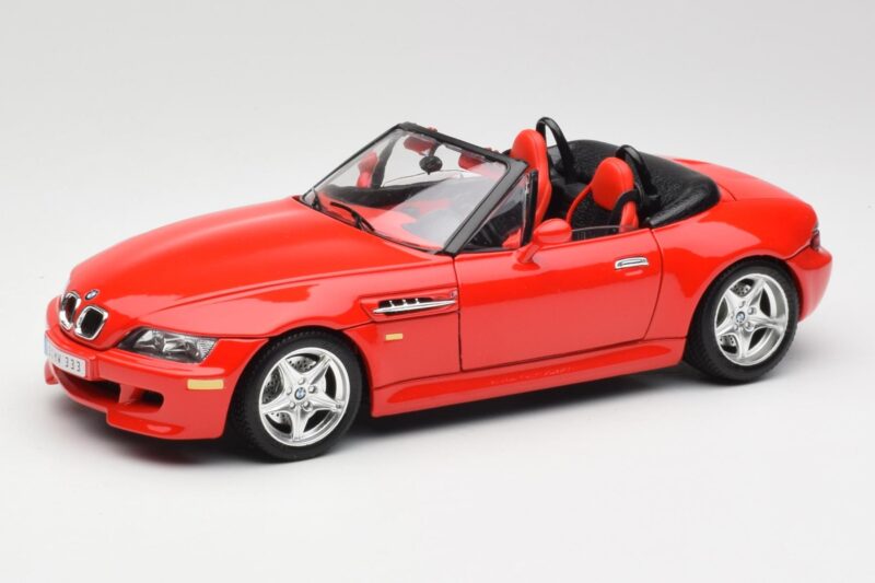BMW Z3 E36/7 Roadster Red Bburago 1:18 BMW Z3 E36/7 Roadster Red Bburago 1:18 3349 Diecast