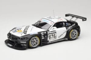 BMW Z4 #676 H. Stuck / J. Hennerici / D. Hurtgen Team Schubert Nürburgring 24 Hours 2006 AUTOart 1:18 80649 Diecast