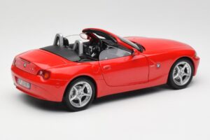 BMW Z4 E85 Roadster Red Bburago 1:18 34046 Diecast - image 3 of 8