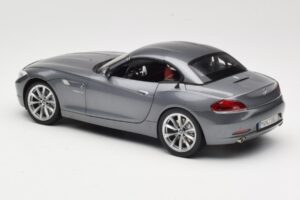 BMW Z4 E89 sDrive 35i Space Grey Metallic Kyosho 1:18 80432147085 Diecast - image 7 of 8