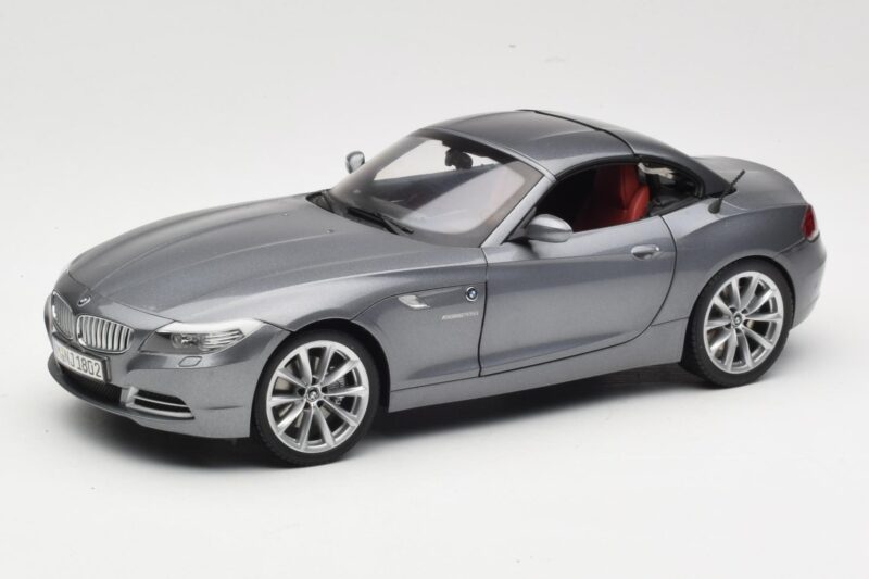 BMW Z4 E89 sDrive 35i Space Grey Metallic Kyosho 1:18 BMW Z4 E89 sDrive 35i Space Grey Metallic Kyosho 1:18 80432147085 Diecast