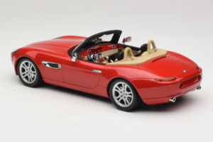 BMW Z8 Red Minichamps 1:18 155024230 Diecast - image 5 of 6