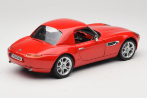 BMW Z8 Red Kyosho 1:18 80439411730 Diecast - image 4 of 9