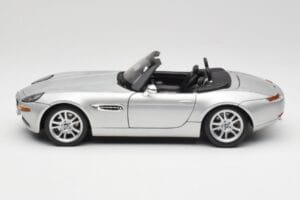 BMW Z8 E52 Titanium Silver Maisto 1:18 536896 Diecast - image 4 of 8