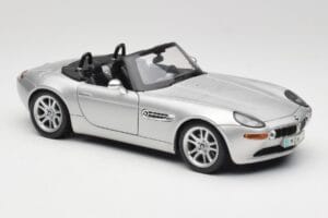 BMW Z8 E52 Titanium Silver Maisto 1:18 536896 Diecast - image 6 of 8