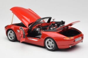 BMW Z8 E52 Red Metallic Bburago 1:18 18-12032 Diecast - image 5 of 8
