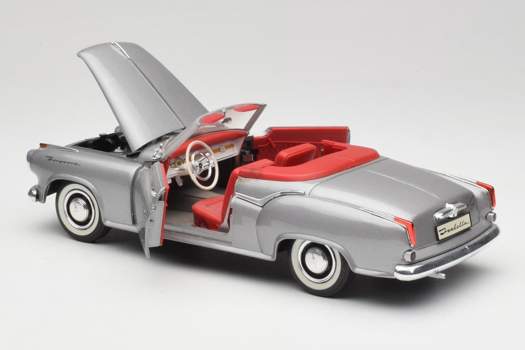 Borgward Isabella Cabriolet 1:18 Revell Diecast