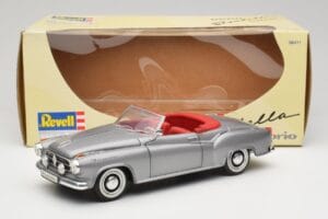 Borgward Isabella Cabriolet Silver Revell 1:18 08411 Diecast - image 8 of 8