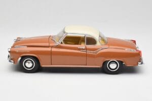 Borgward Isabella Coupe Bronze White Revell 1:18 08982 Diecast - image 4 of 8