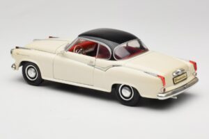 Borgward Isabella Coupe White Revell 1:18 08859 Diecast - image 7 of 8