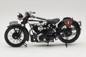 Brough Superior SS 100 T. E. Lawrence Minichamps 1:18 122135500 Diecast - image 3 of 6