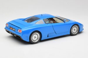 Bugatti EB110 Blue Bburago 1:18 3035 Diecast - image 3 of 8