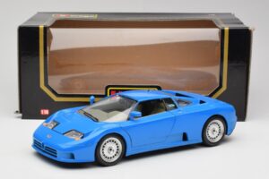 Bugatti EB110 Blue Bburago 1:18 3035 Diecast - image 8 of 8