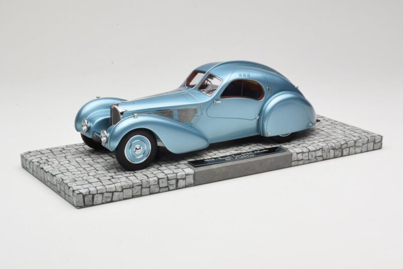 Bugatti Type 57SC Atlantic Blue Minichamps 1:18 Bugatti Type 57SC Atlantic Blue Minichamps 1:18 107110320 Diecast