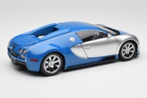 Bugatti Veyron Edition Centenaire Chrome Blue Minichamps 1:18 100110850-O Diecast - image 3 of 7