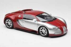 Bugatti Veyron Edition Centenaire Chrome Red Minichamps 1:18 100110851-O Diecast - image 6 of 8