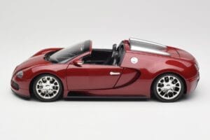 Bugatti Veyron Grand Sport Red Minichamps 1:18 100110832 Diecast - image 5 of 9