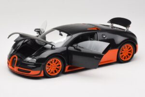 Bugatti Veyron Super Sport Top Gear Edition Minichamps 1:18 519101101 Diecast - image 2 of 8
