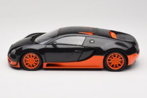 Bugatti Veyron Super Sport Top Gear Edition Minichamps 1:18 519101101 Diecast - image 4 of 8