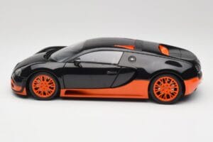 Bugatti Veyron Super Sport World Record Edition Carbon & Orange Minichamps 1:18 100110840 Diecast - image 4 of 8