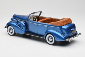 Buick Roadmaster 80-C Four Door Phaeton Blue Metallic BoS Models 1:18 BOS372 Resin - image 5 of 6