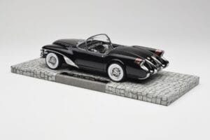 Buick Wildcat II Concept Black Minichamps 1:18 107141222 Diecast - image 5 of 6