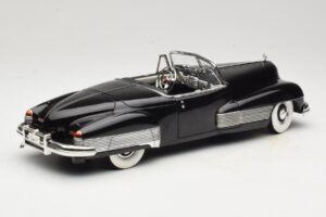 Buick Y-Job Black Anson 1:18 30409 Diecast - image 3 of 8