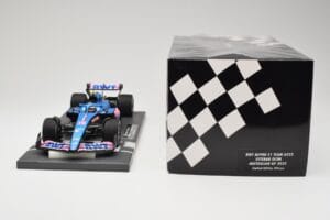 BWT Alpine A522 #31 E. Ocon Australian GP 2022 Minichamps 1:18 117220331 Diecast - image 6 of 6