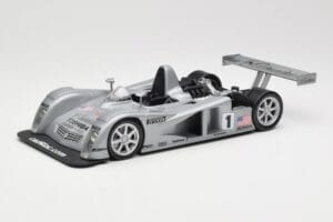 Cadillac Northstar LMP #1 24 Hours of Le Mans 2000 Hot Wheels 1:18 29225 Diecast - image 2 of 8
