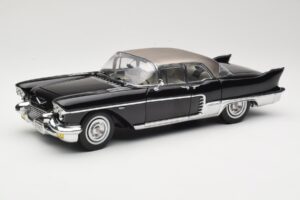 Cadillac Brougham Black Sun Star 1:18 4001 Diecast