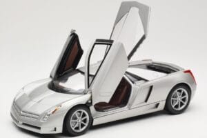 Cadillac Cien Silver Hot Wheels 1:18 57296 Diecast - image 2 of 8