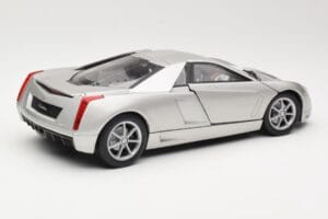 Cadillac Cien Silver Hot Wheels 1:18 57296 Diecast - image 3 of 8