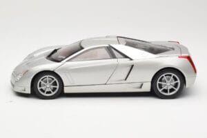 Cadillac Cien Silver Hot Wheels 1:18 57296 Diecast - image 4 of 8
