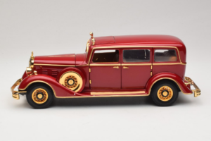 Cadillac Deluxe Tudor State Limousine Puyi Last Emperor of China Sun Star 1:18 4100 Diecast - image 4 of 9