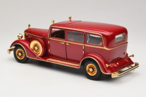 Cadillac Deluxe Tudor State Limousine Puyi Last Emperor of China Sun Star 1:18 4100 Diecast - image 7 of 9