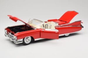Cadillac Eldorado Biarritz Bolero Red Maisto 1:18 31813 Diecast - image 2 of 8