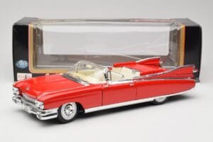 Cadillac Eldorado Biarritz Bolero Red Maisto 1:18 31813 Diecast - image 8 of 8