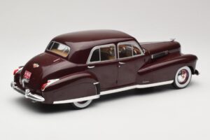 Cadillac Fleetwood 60 Special Sedan Red MCG 1:18 MCG18071 Diecast - image 2 of 6